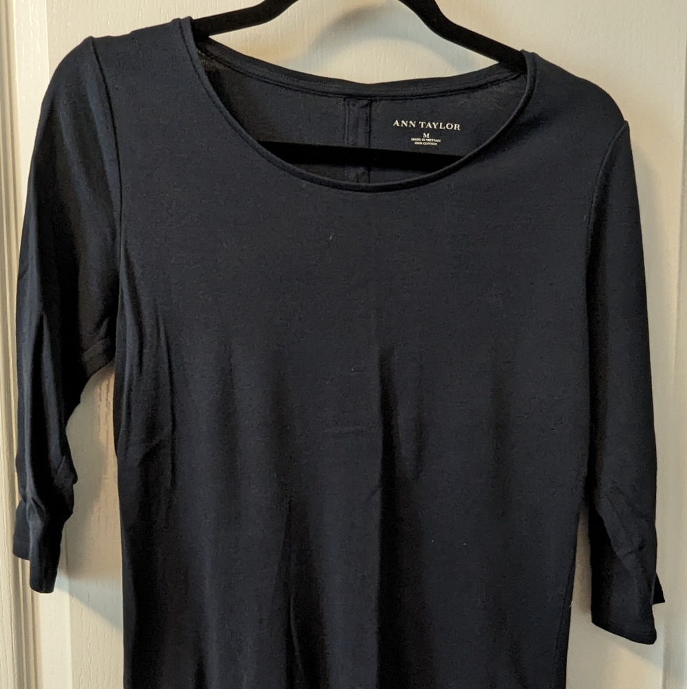 Ann Taylor 100% Navy Cotton Tee Shirt 3/4 sleeve-Size Medium